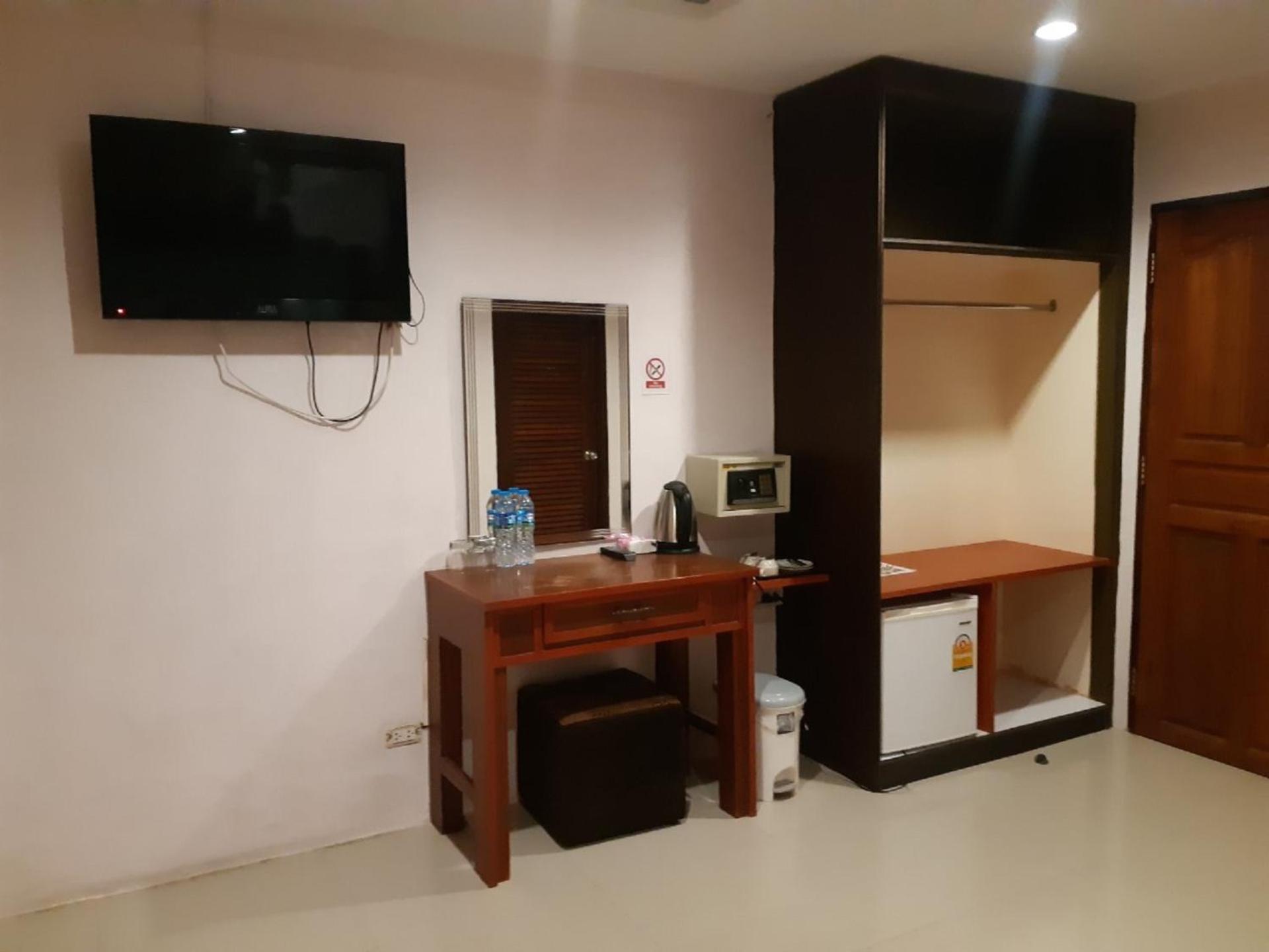 สบาย เฮ้าส์ Hotel เกาะพีพี ภายนอก รูปภาพ