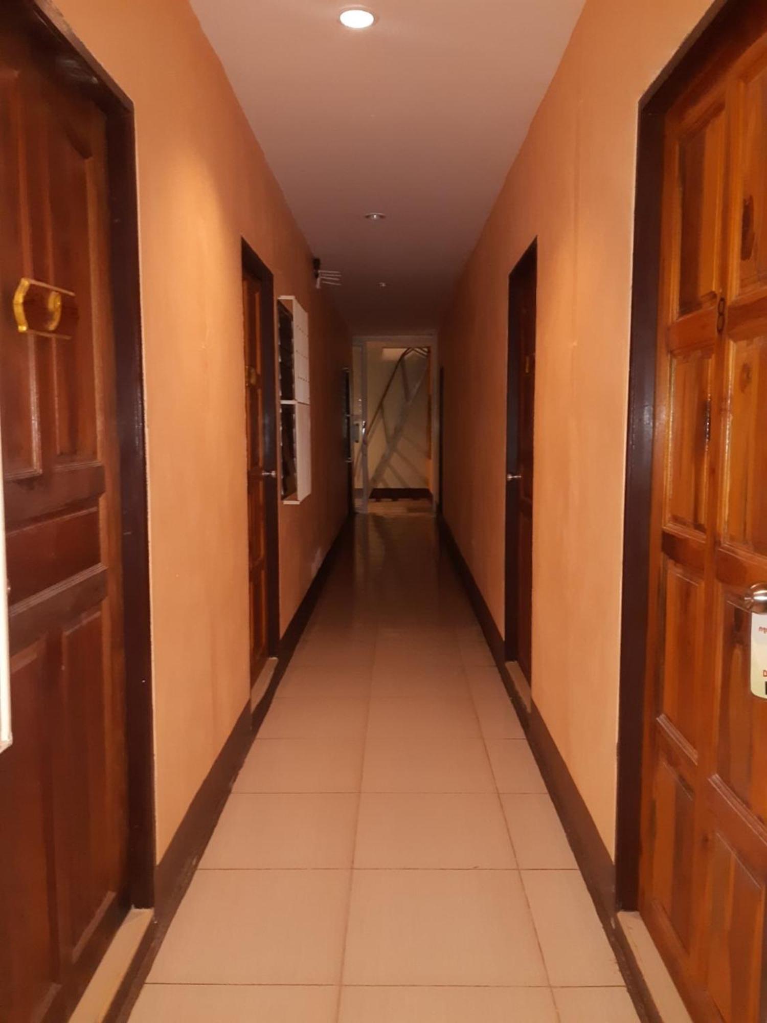 สบาย เฮ้าส์ Hotel เกาะพีพี ภายนอก รูปภาพ