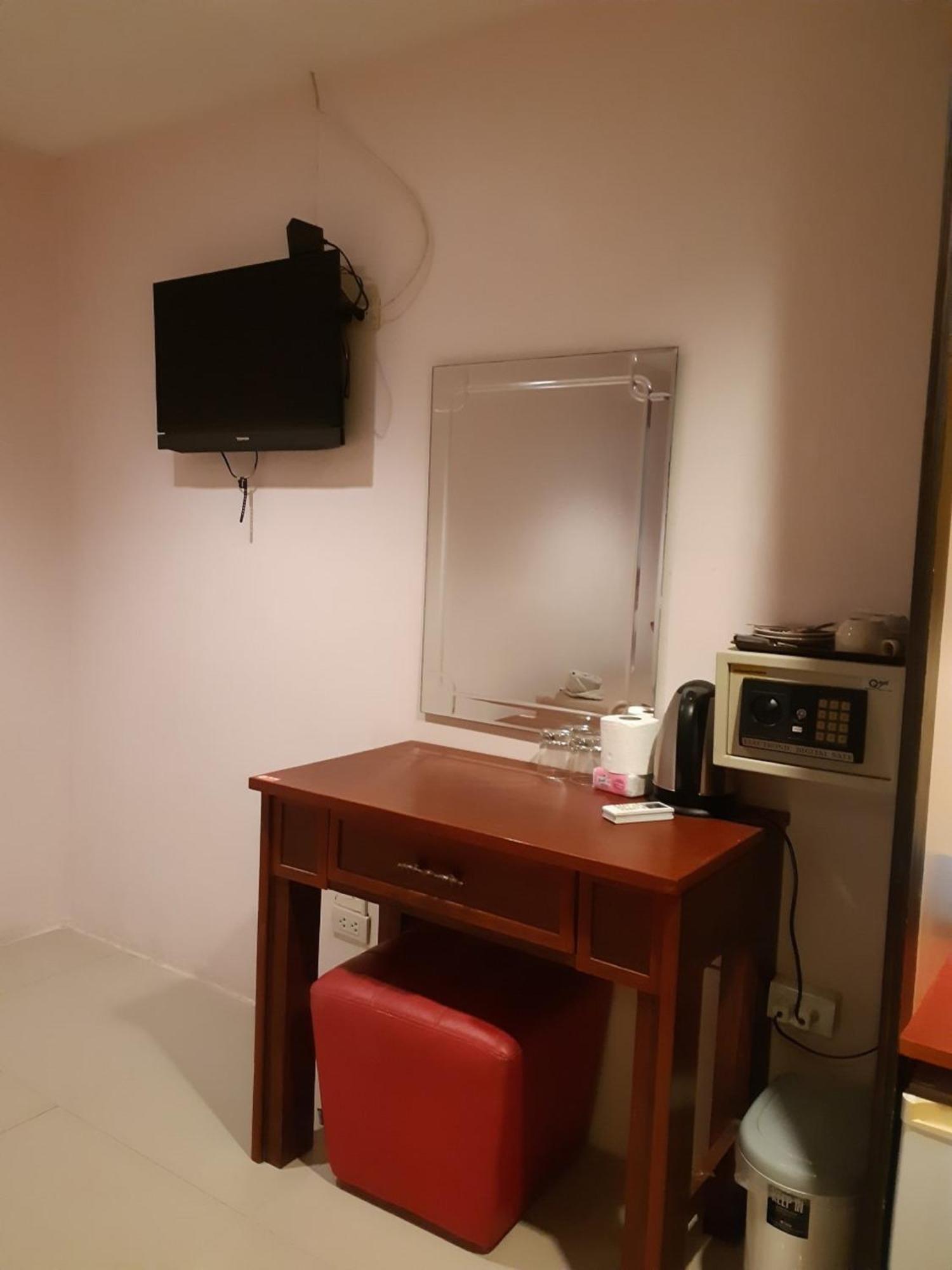 สบาย เฮ้าส์ Hotel เกาะพีพี ภายนอก รูปภาพ